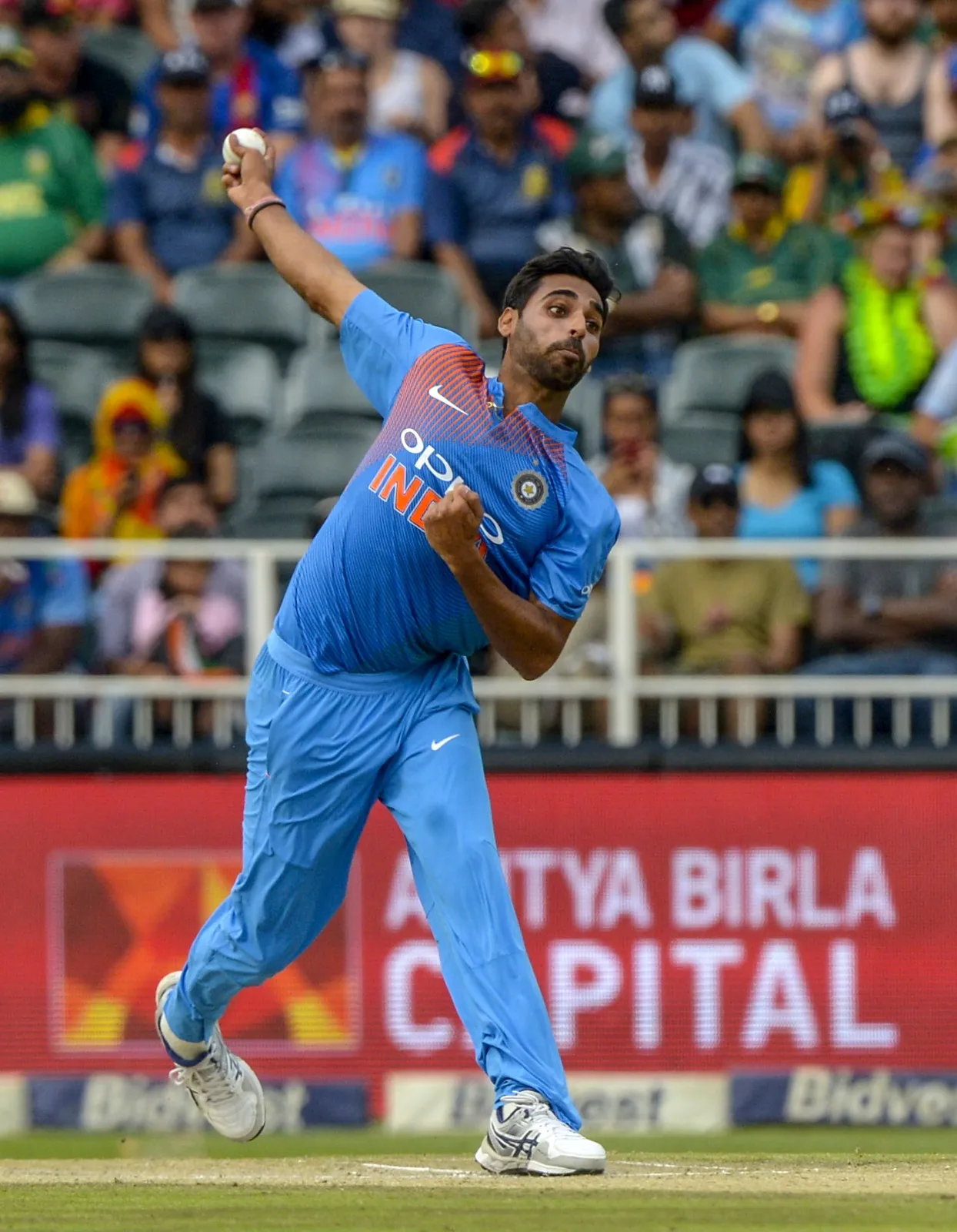 Top 10 Best Indian Swing Bowlers
