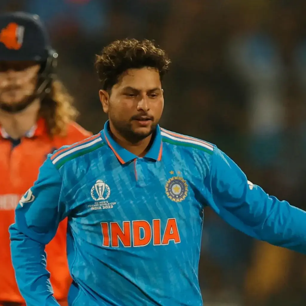 Top 10 Best Left Arm Bowler Till 2025