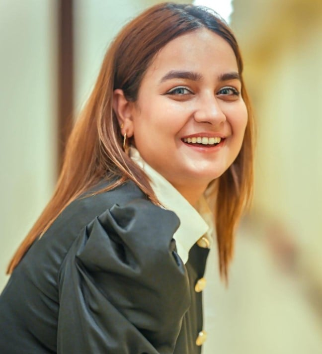 Singer Swasti Mehul Jain Biography, Wiki, Age, Husband, Career, Net Worth