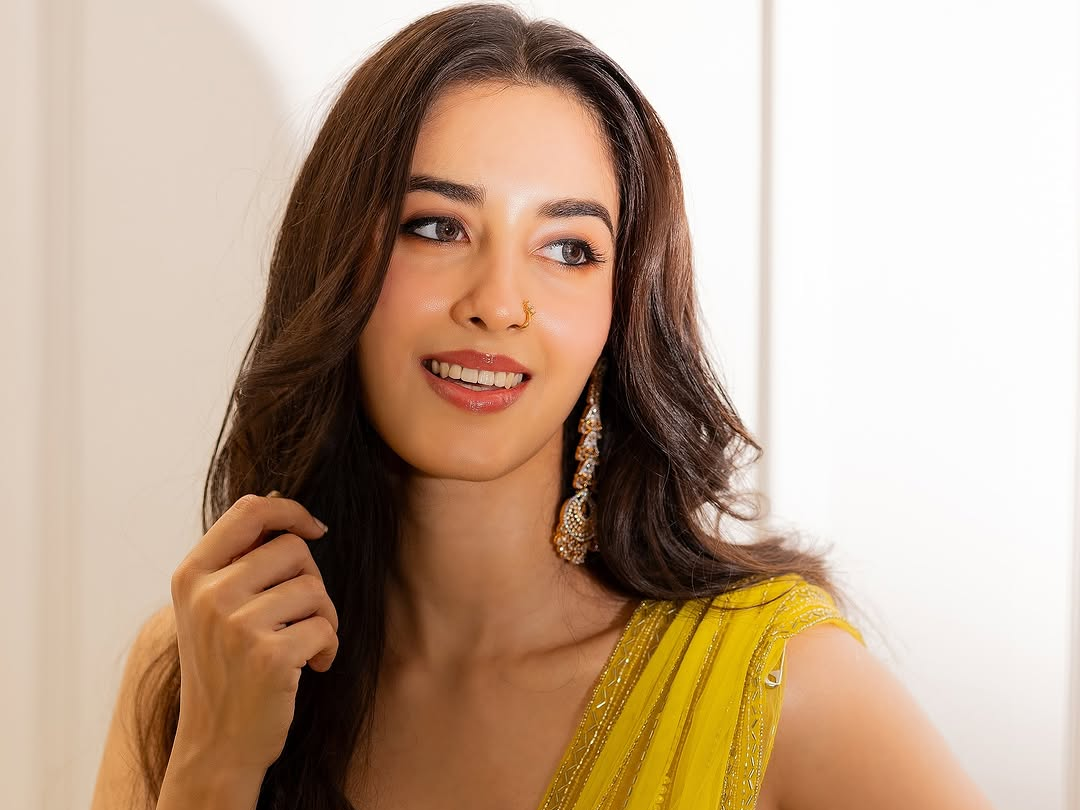 Simrat Kaur Age, Height, Weight, Size, DOB, Boyfriend, Husband Family, Biography In 2025