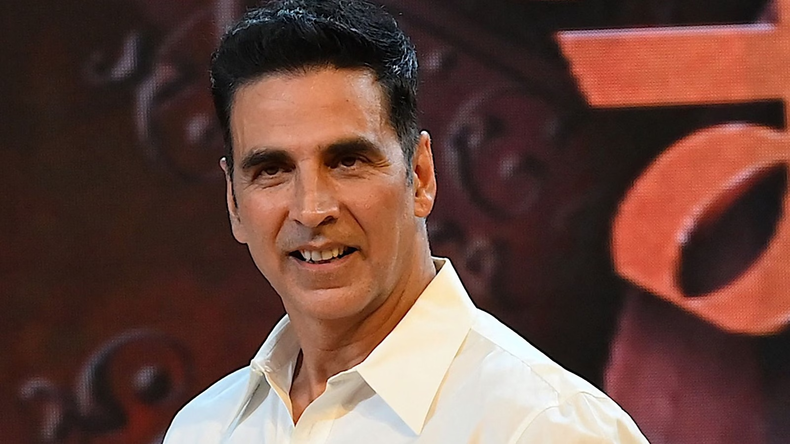 Akshay Kumar Biography, Height, Weight, Age, Affair, Family, Net Worth In 2025