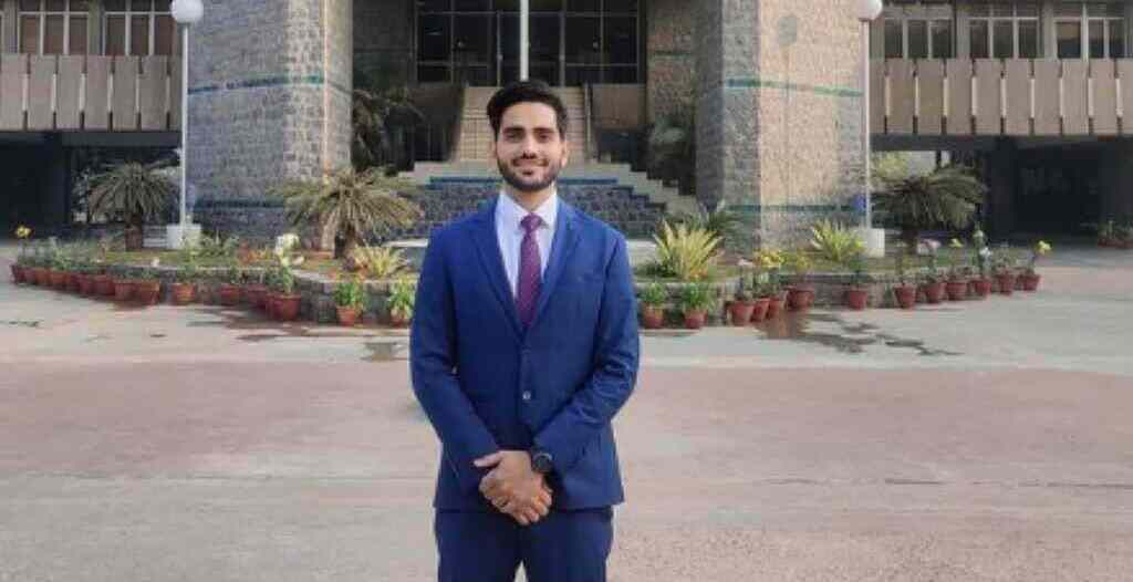 Know About Ravi Sihag Biography, Girlfriend, UPSC Marksheet, Answer Sheet